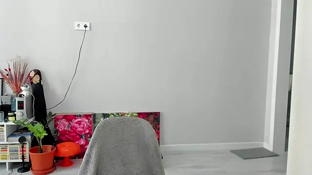 ailey_chao webcam