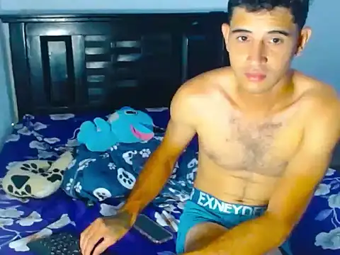 abrahaam25 webcam
