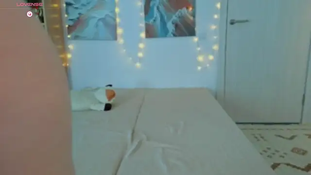 MilenaSaint webcam