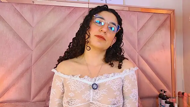 DemiJones_ webcam