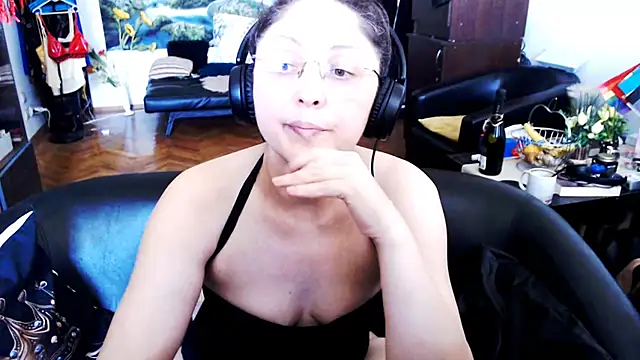 Imperatriza live cam on StripChat