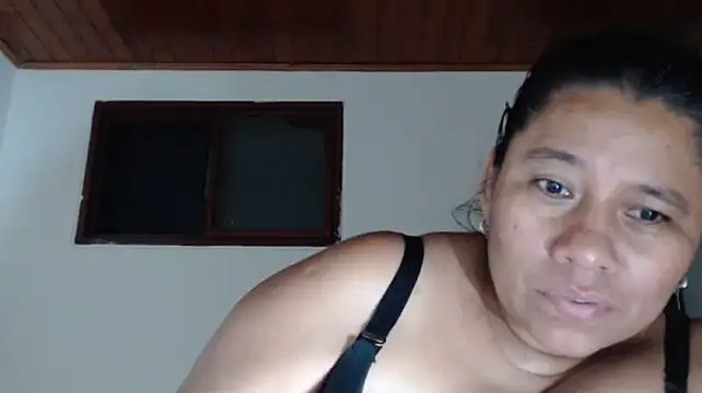 adrixxx38 live cam on StripChat