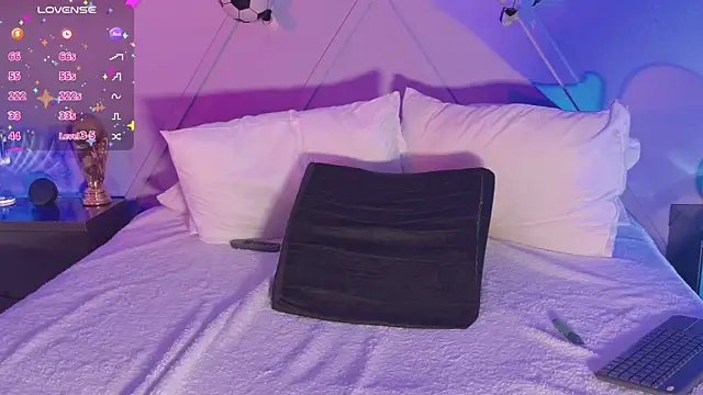 emmajohnss webcam
