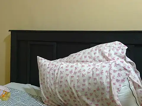 kinkydolll webcam