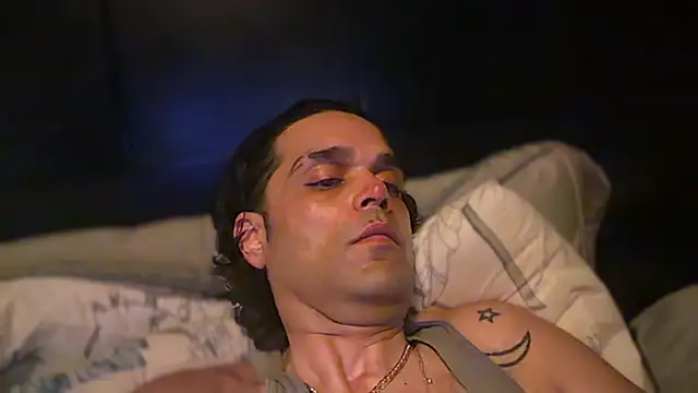icebergslim281 live sex cam