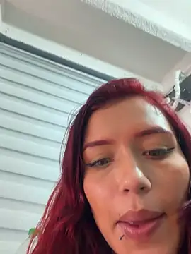 Cherry_Scarlet_ webcam