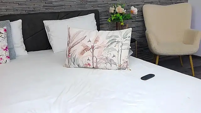 AllanaJoy webcam