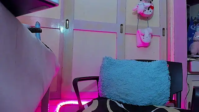 Lucy_s3x webcam