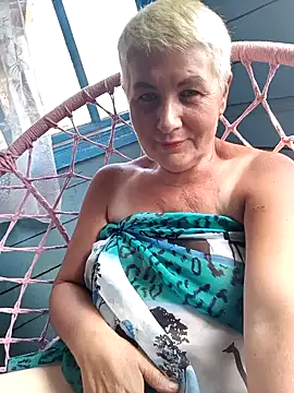 NicoleOlla webcam