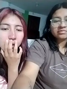 sarah12333 webcam