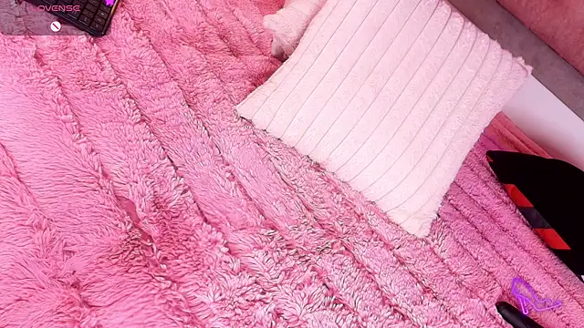 MylaDreams webcam