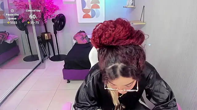 Maggy_t18 webcam