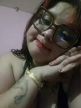 curvy_latina webcam