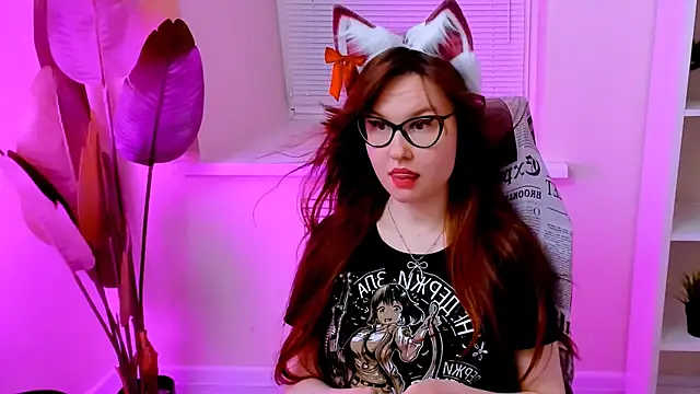 CarolGiggly webcam