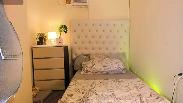 Asianmegumi_x webcam