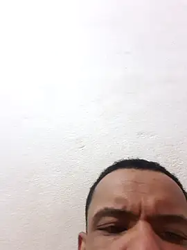 Claudioxavier2 live sex cam
