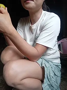 Linda-yiyi webcam