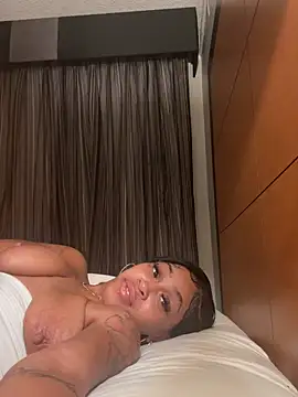 lusciousJay96 live cam on StripChat