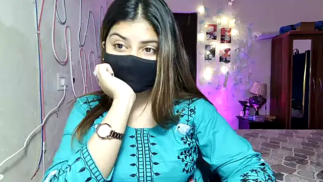 Hot-Shivangi webcam