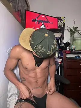CRAZY-BOY99 webcam