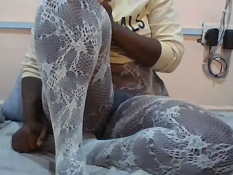remmy_luna2 webcam