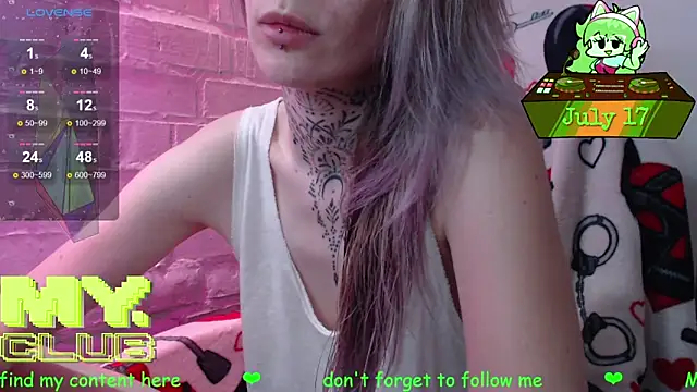 Witch_Emma webcam