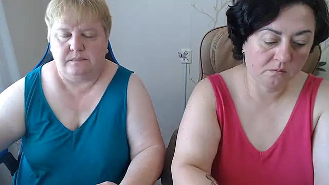 lindy-jeanie - Lindy-Jeanie's free webcam - UK Sex Cams