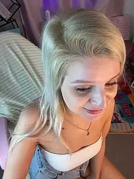 Hot_blondie webcam