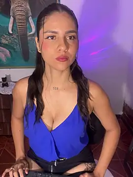alisaa_jhons1 webcam