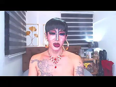 DominateMistressTania webcam