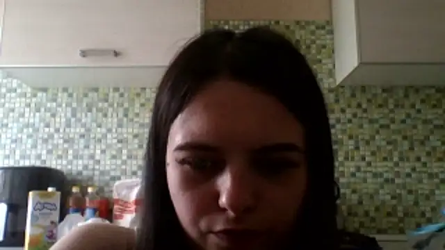 KikiAmino webcam