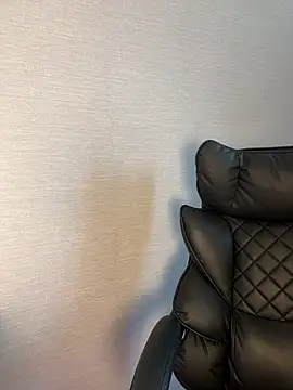 KimEvanss webcam