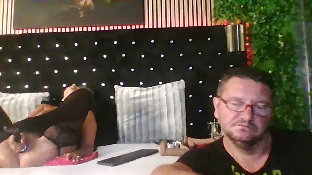 InannaStar webcam