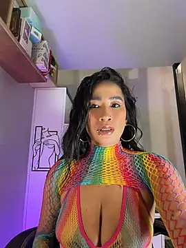 AsianMilfSheryl webcam