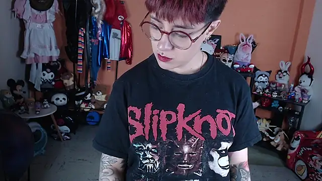 MissMiia2 webcam