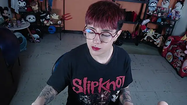 MissMiia2 webcam