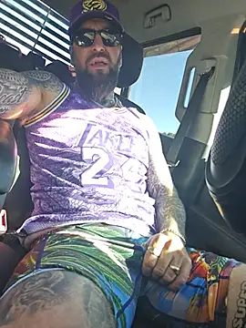 Beardedtattood live sex cam