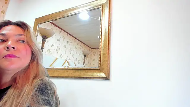 MalorySweet live cam on StripChat
