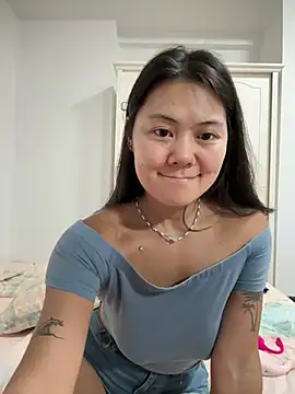 ruanruan05 webcam