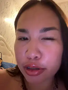 Ponthip webcam