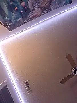 Smalls000 webcam