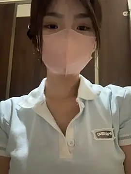 gougou13 live sex cam