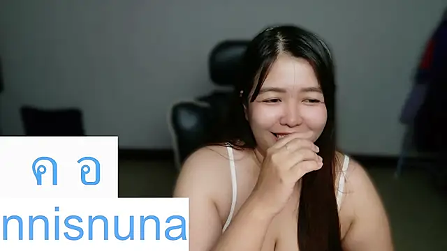 nunanunanuna webcam