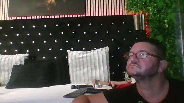 InannaStar webcam