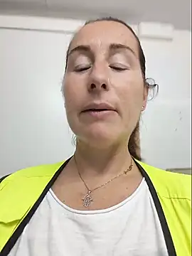 bichota85 Live Web Cam Show