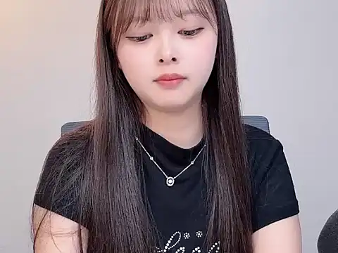 Winnie005 live sex cam