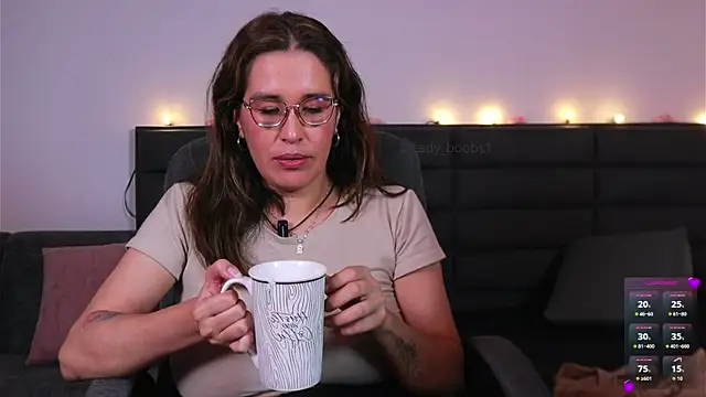 kathieandpovcock1 webcam
