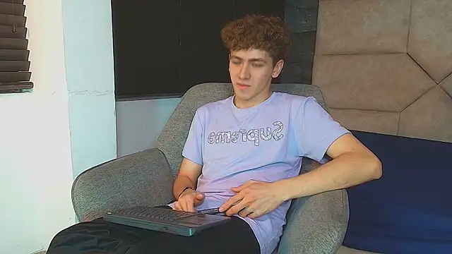 Tyler_Mcrey webcam