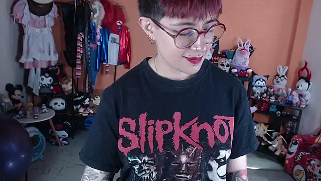 MissMiia2 webcam