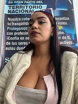 Sara-77 webcam